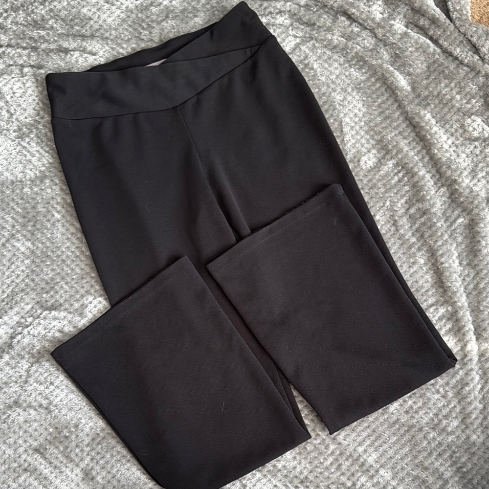 Maurices Classic Black Pull On Pants Size Medium Flare Leg